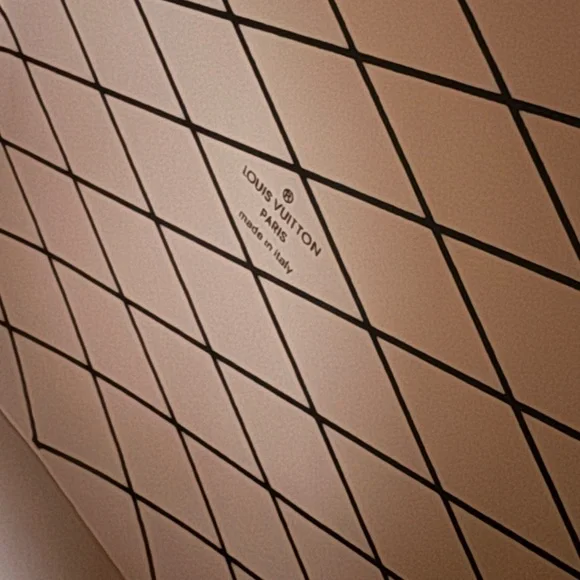 Last chance 🔥Brown Monogram Round Bag - Picture 7 of 9